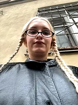 Milkyy wway online show from October 2, 2025, 7:26 am