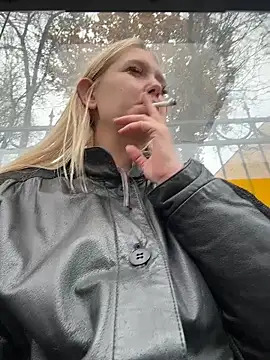 Milkyy wway online show from October 26, 2025, 7:47 am