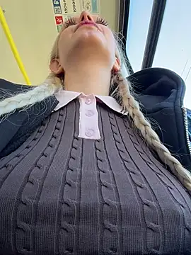 Milkyy wway online show from April 9, 2026, 5:18 am