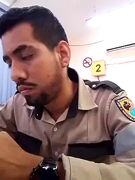 Snapshot of EnriquePersian197 chatting on January 2, 2025, 10:11 pm EnriquePersian197 online show from January 2, 2025, 10:11 pm