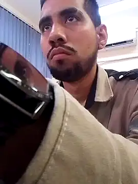 Snapshot of EnriquePersian197 chatting on January 23, 2025, 2:17 pm EnriquePersian197 online show from January 23, 2025, 2:17 pm