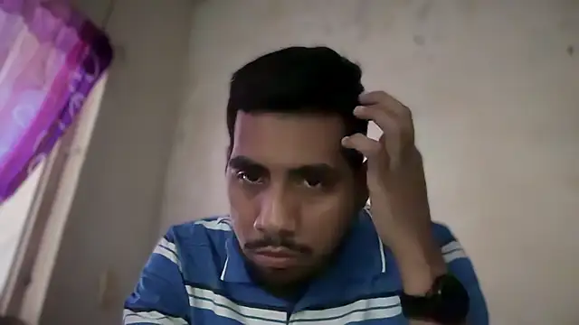 Snapshot of EnriquePersian197 chatting on January 26, 2025, 10:35 pm EnriquePersian197 online show from January 26, 2025, 10:35 pm