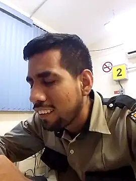 Snapshot of EnriquePersian197 chatting on February 26, 2025, 2:59 am EnriquePersian197 online show from February 26, 2025, 2:59 am