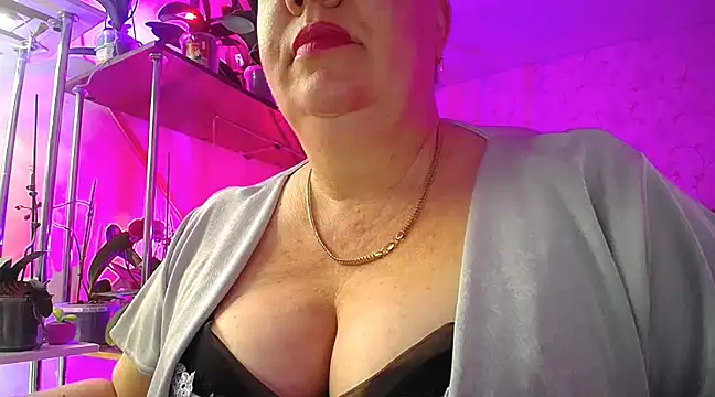  Sweet Woman online show from January 26, 2025, 12:43 pm