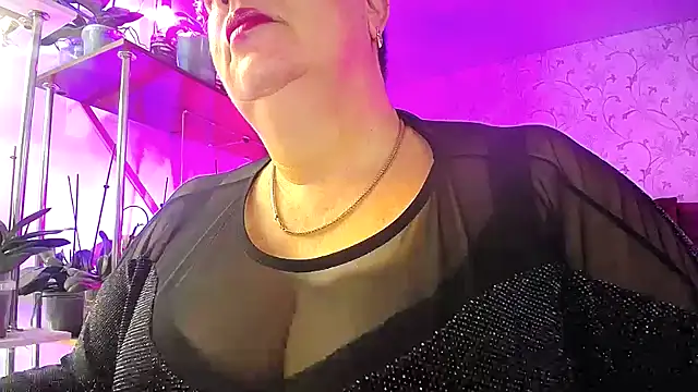  Sweet Woman online show from October 19, 2025, 5:41 am