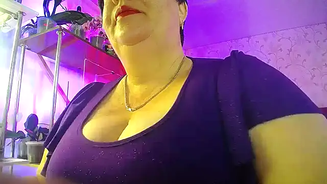  Sweet Woman online show from May 28, 2026, 5:27 am