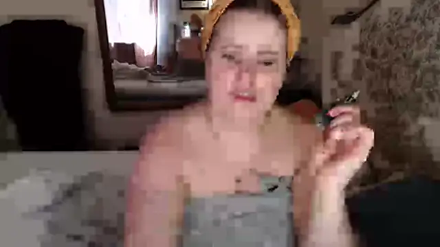 Snapshot of JosieAndYou chatting on March 28, 2026, 12:16 pm JosieAndYou online show from March 28, 2026, 12:16 pm