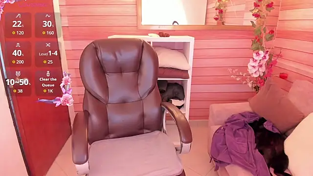 marien thomson  online show from April 18, 2026, 1:42 am