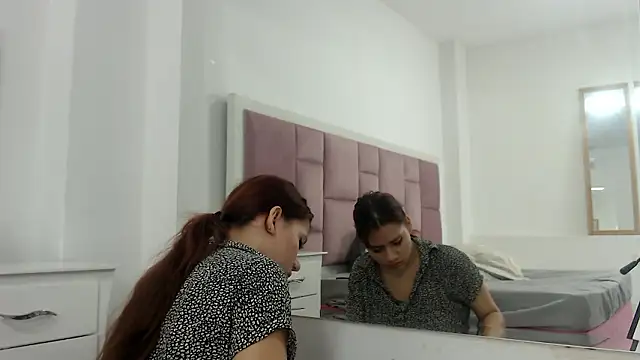 Snapshot of crystalhoneyy1 chatting on December 2, 2024, 11:34 am crystalhoneyy1 online show from December 2, 2024, 11:34 am