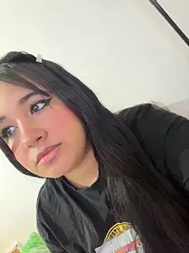 melyescobar online show from February 1, 2025, 12:05 pm