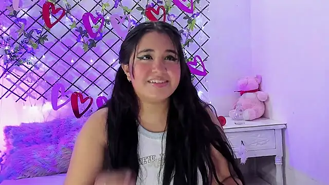 melyescobar online show from March 6, 2025, 3:02 am