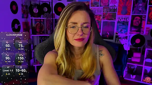 LadyIzabel online show from December 21, 2024, 9:01 am