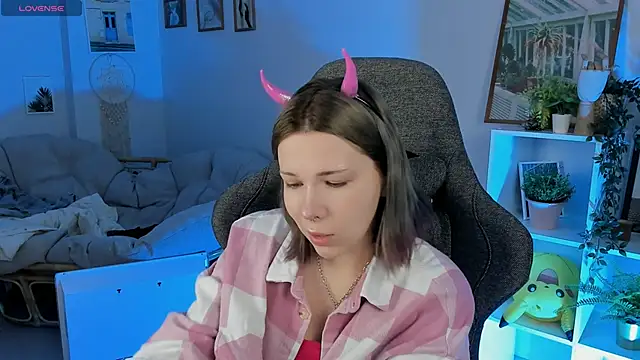 AliceSunday online show from January 18, 2025, 8:10 am