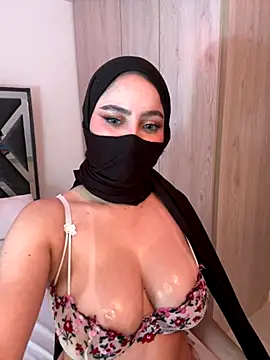 amaal  online show from October 12, 2025, 5:56 pm