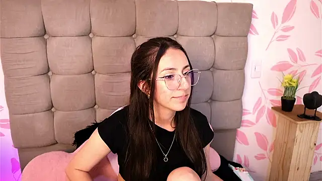 Sweet Sammy  online show from October 17, 2025, 3:53 am