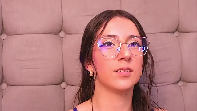 Sweet Sammy  online show from November 14, 2025, 4:11 am