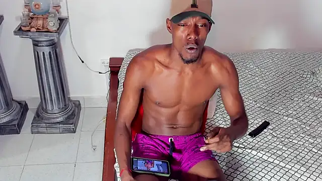 Snapshot of Darick_brown chatting on December 9, 2024, 4:26 pm Darick brown online show from December 9, 2024, 4:26 pm