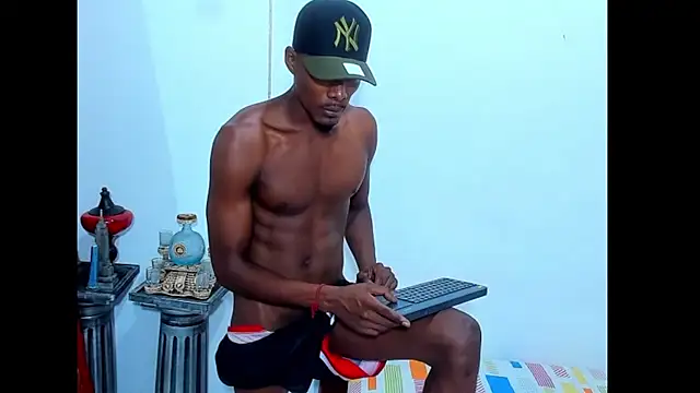 Snapshot of Darick_brown chatting on March 11, 2025, 4:29 pm Darick brown online show from March 11, 2025, 4:29 pm