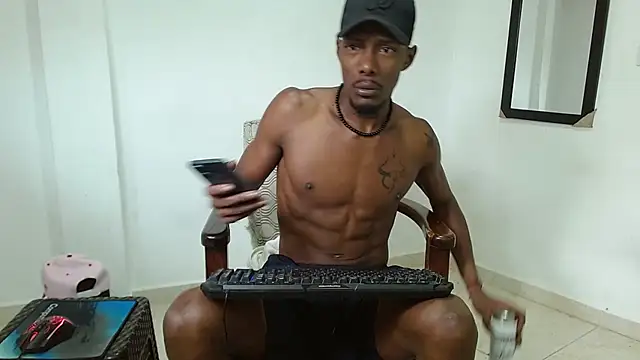 Snapshot of Darick_brown chatting on September 30, 2025, 5:18 pm Darick brown online show from September 30, 2025, 5:18 pm