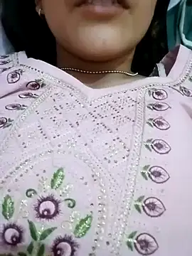 Snapshot of Bulbul_02 chatting on March 7, 2025, 10:56 am Bulbul 02 online show from March 7, 2025, 10:56 am