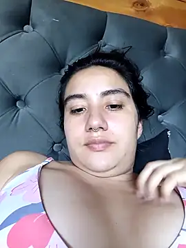 Hellen Alex online show from September 8, 2025, 3:11 pm