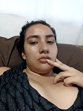 Hellen Alex online show from October 2, 2025, 2:46 pm