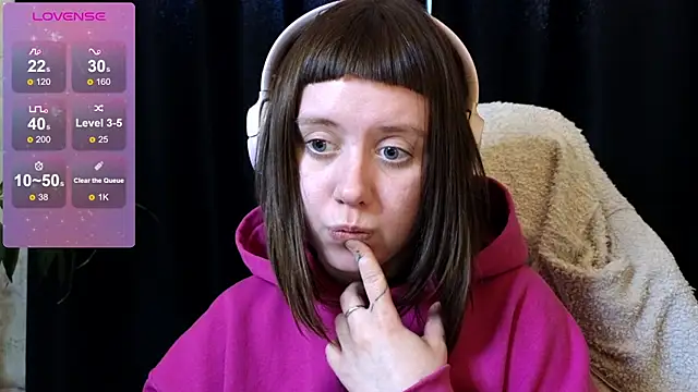 June shy0 online show from March 15, 2025, 7:31 am