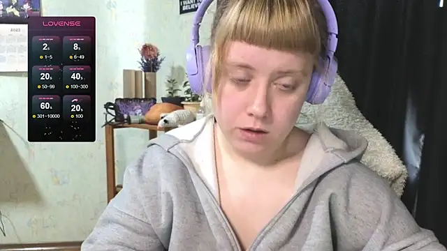 June shy0 online show from October 4, 2025, 8:12 am