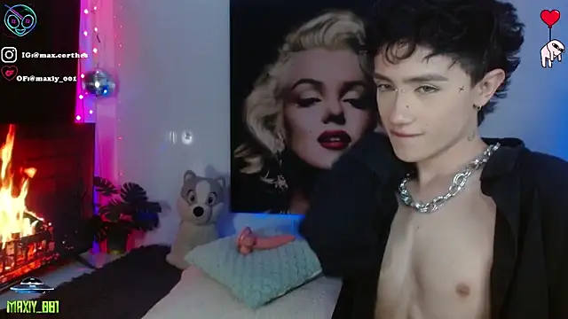 maxiy 001 online show from March 21, 2026, 11:30 pm