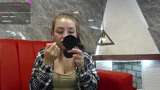  isaabellaa online show from March 7, 2025, 5:17 pm