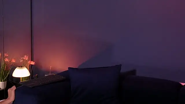 Olivia Collins1 online show from March 12, 2026, 8:37 pm