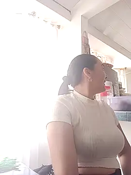 skayhot  online show from February 26, 2025, 12:58 pm