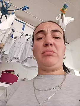 skayhot  online show from February 28, 2025, 4:31 pm