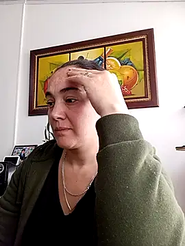 skayhot  online show from March 4, 2025, 1:49 pm