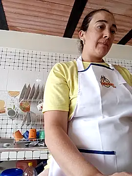 skayhot  online show from March 16, 2025, 2:22 pm