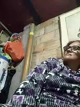 Edged Hot69 online show from January 8, 2025, 2:25 am