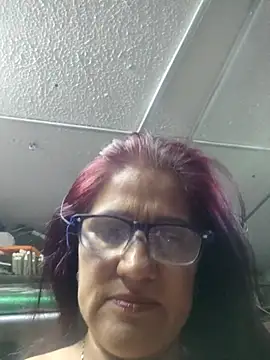 Edged Hot69 online show from September 19, 2025, 11:49 pm