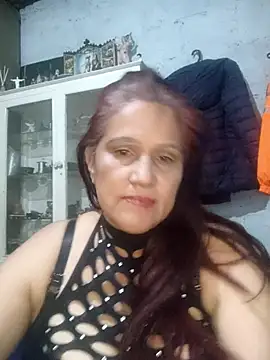 Edged Hot69 online show from November 9, 2025, 9:02 pm