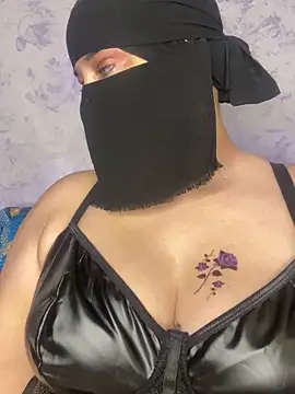 Cat Sharisa online show from June 9, 2026, 9:54 am