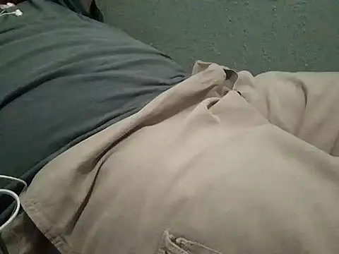 mfreitas005 online show from December 19, 2024, 1:18 am