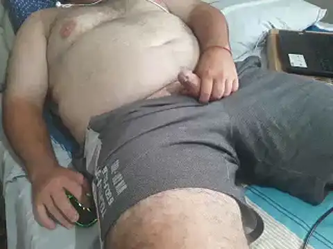 mfreitas005 online show from February 17, 2025, 11:55 am