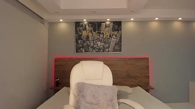 stefycherry online show from February 11, 2025, 10:18 pm