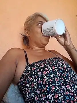 Goodgirlsue 77 online show from March 19, 2026, 7:56 am