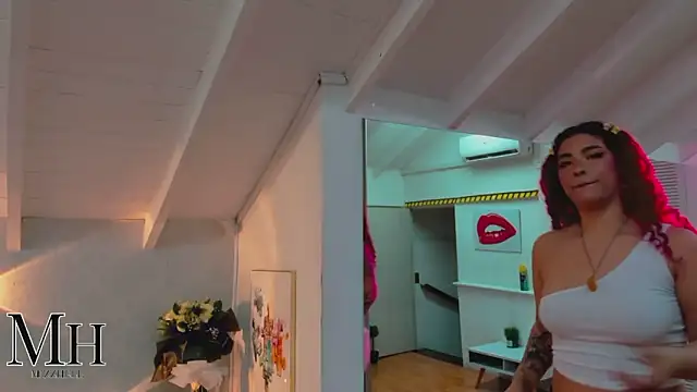 MizzHell online show from April 7, 2026, 3:51 am