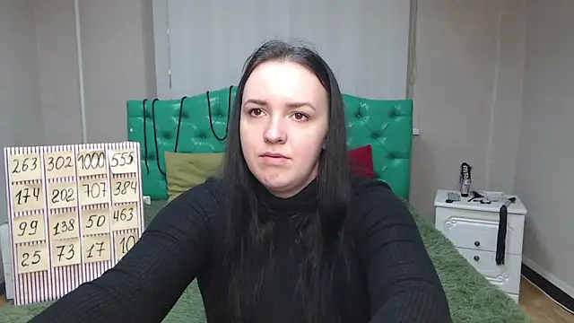 IsabelBlackberry online show from February 1, 2025, 6:00 am