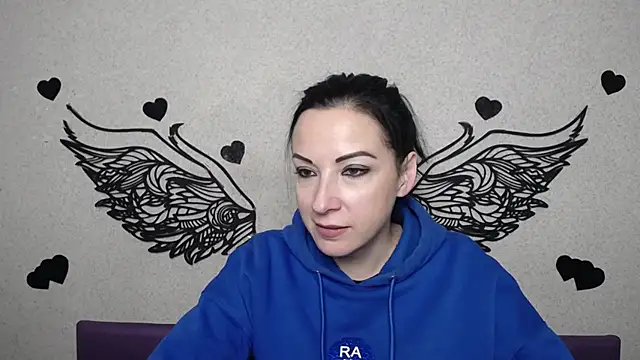 ElizabethSho online show from February 7, 2026, 6:11 pm