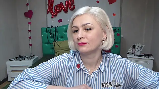 OliviaHorst online show from March 21, 2025, 6:27 am