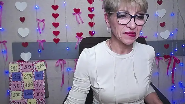 EllaBonito online show from February 5, 2025, 3:42 pm