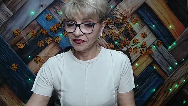 EllaBonito online show from November 23, 2025, 6:24 am