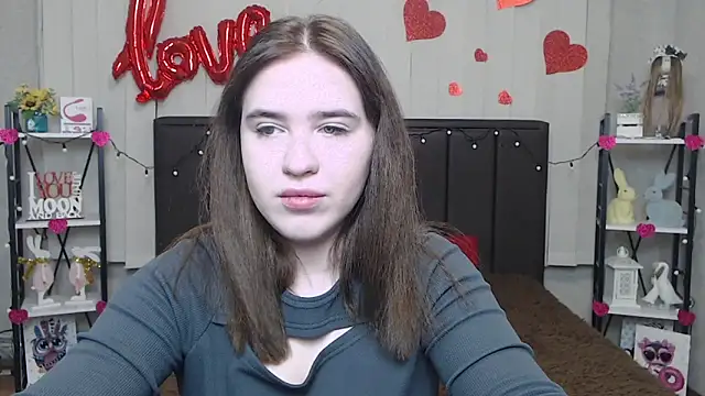 LauraHlot online show from February 22, 2025, 6:08 pm